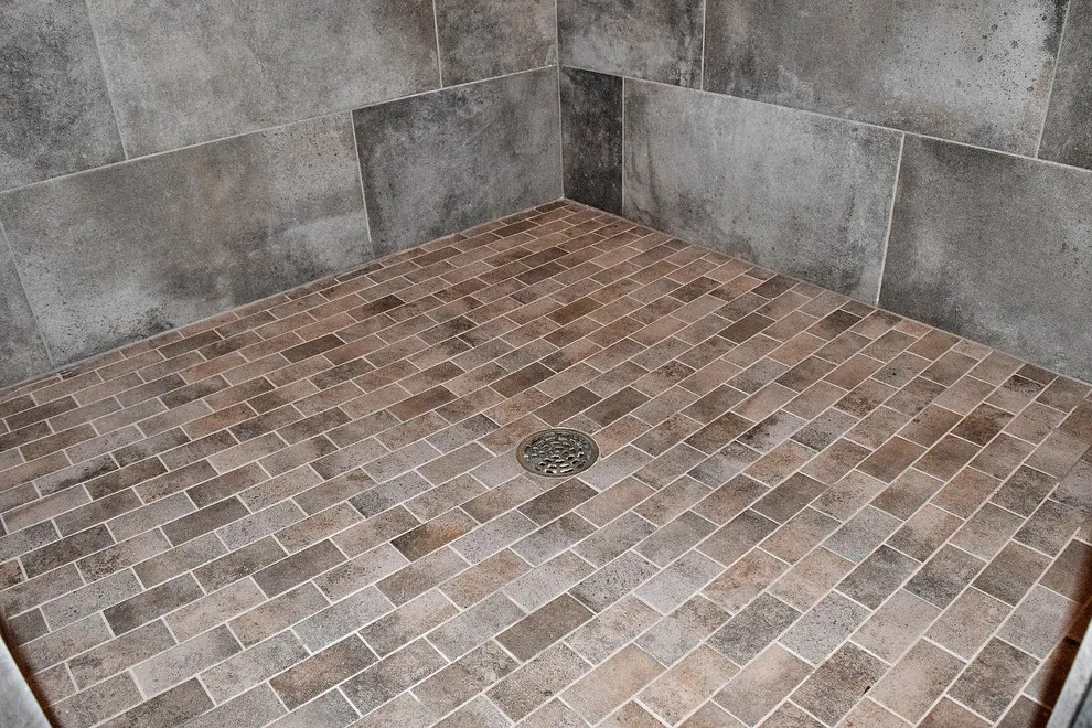 Restroom by Custom Tile Works, Inc. - Photo 4