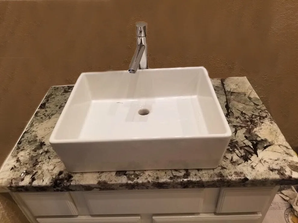 Restroom surfaces by Stones & Designers - Photo 3