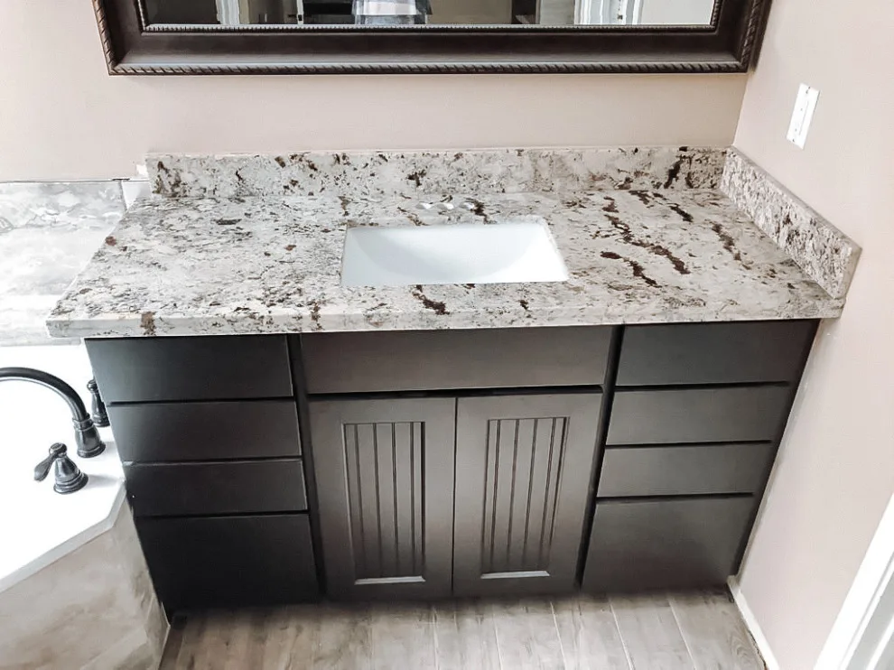Restroom surfaces by Stones & Designers - Photo 10