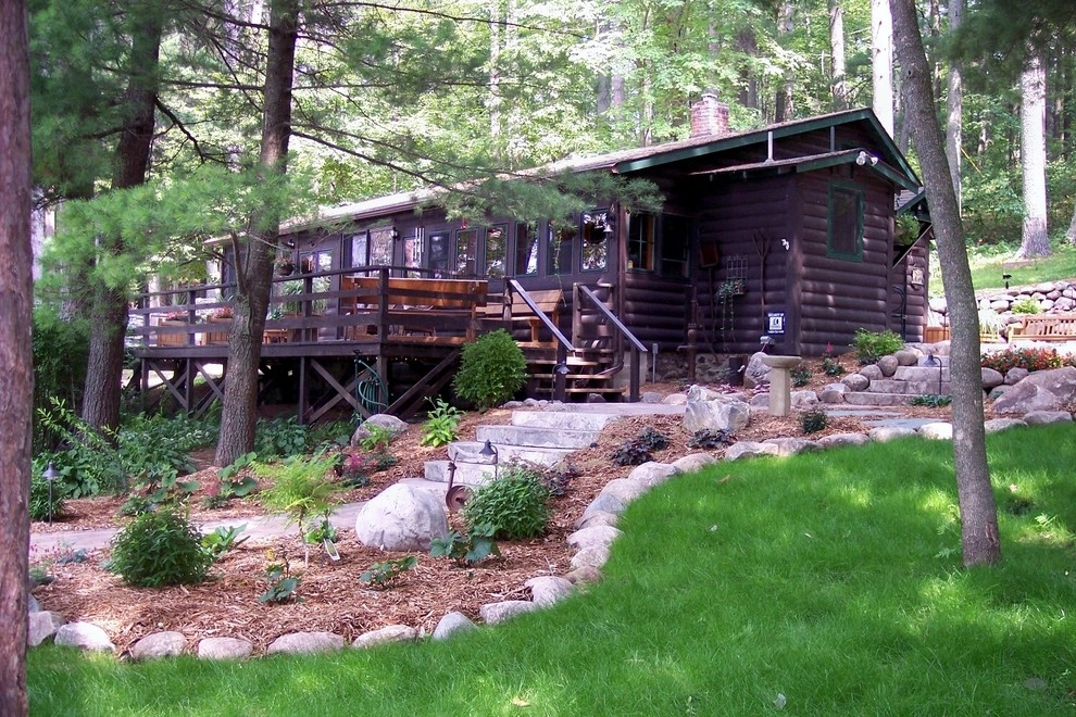 Front entries, sidewalks, paths and steps by Landsburg Landscape Nursery - Photo 3
