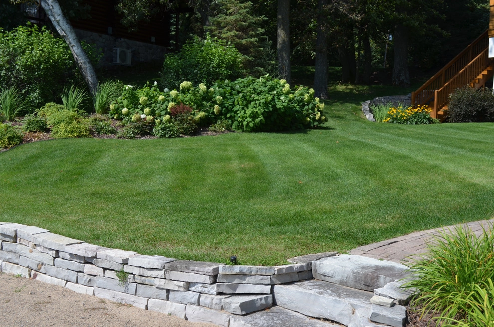 Front entries, sidewalks, paths and steps by Landsburg Landscape Nursery - Photo 37