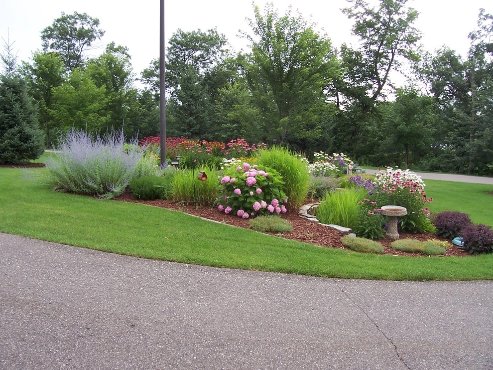 Perennial Gardens by Landsburg Landscape Nursery - Photo 5