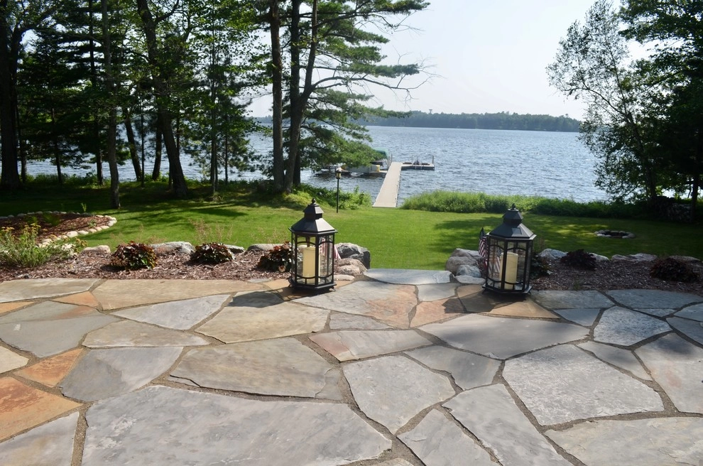 Flagstone patio, retaining wall and rain garden by Landsburg Landscape Nursery - Photo 6
