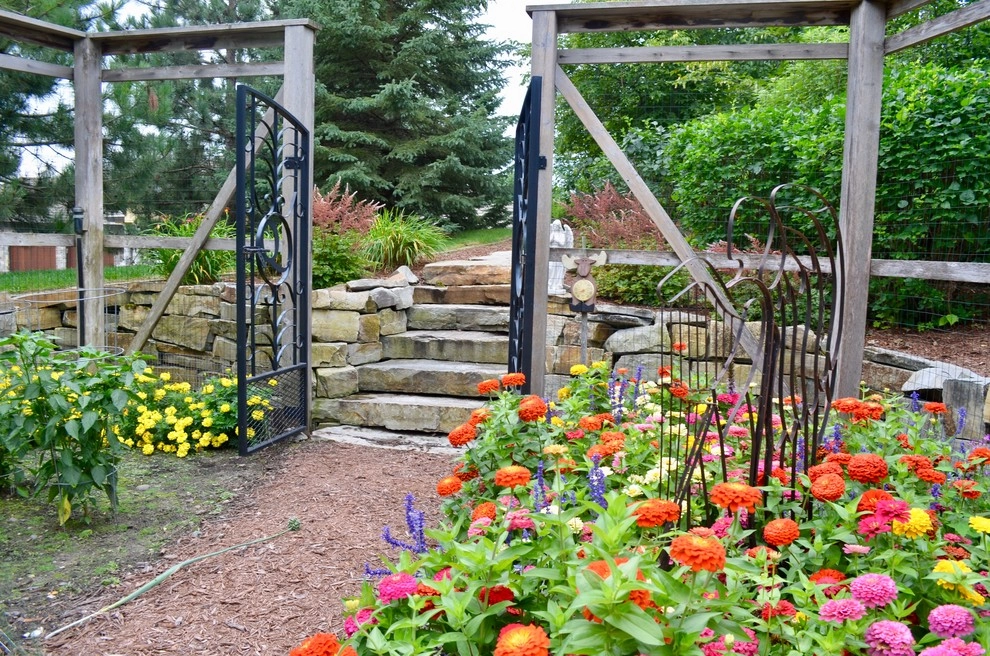 Enclosed vegetable garden by Landsburg Landscape Nursery - Photo 3