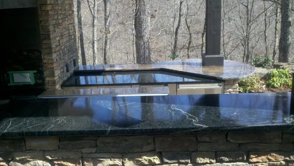 Custom Granite Interior - Photo 4
