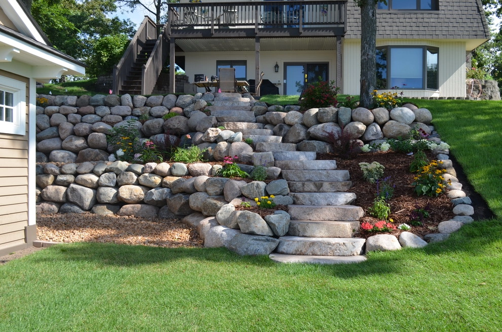 lakeside hill by Landsburg Landscape Nursery - Photo 3