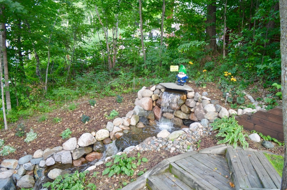 Lakeside waterfall by Landsburg Landscape Nursery - Photo 8