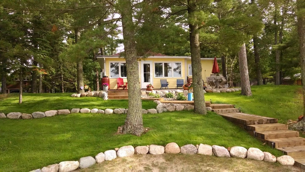 Front entries, sidewalks, paths and steps by Landsburg Landscape Nursery - Photo 35
