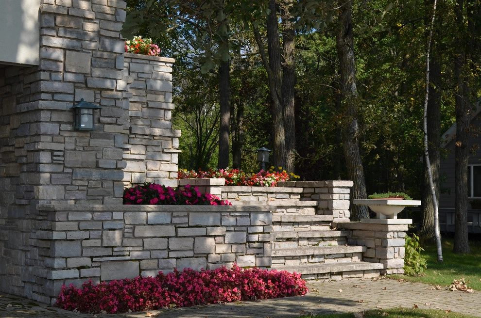 Front entries, sidewalks, paths and steps by Landsburg Landscape Nursery - Photo 48