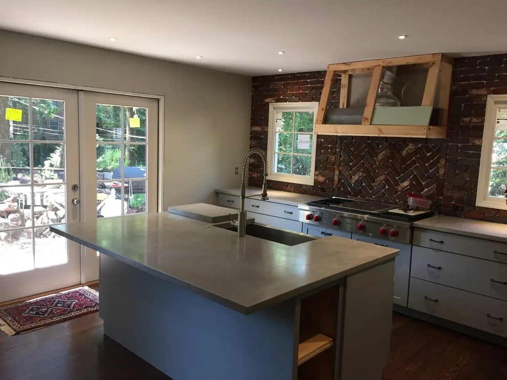 Williamsburg Circle Transitional Cooking Space by Birmingham Concrete Design, Inc - Photo 8