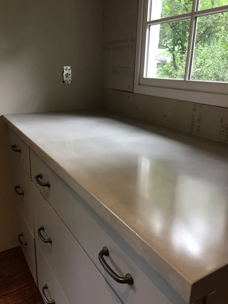 Williamsburg Circle Transitional Cooking Space by Birmingham Concrete Design, Inc - Photo 9