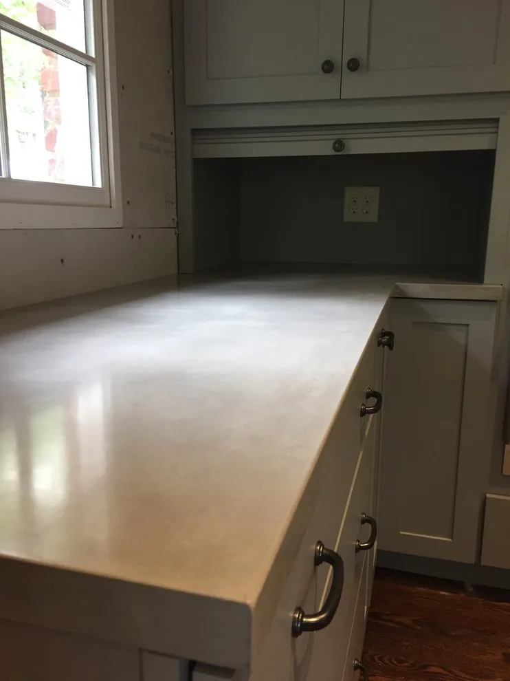 Williamsburg Circle Transitional Cooking Space by Birmingham Concrete Design, Inc - Photo 7
