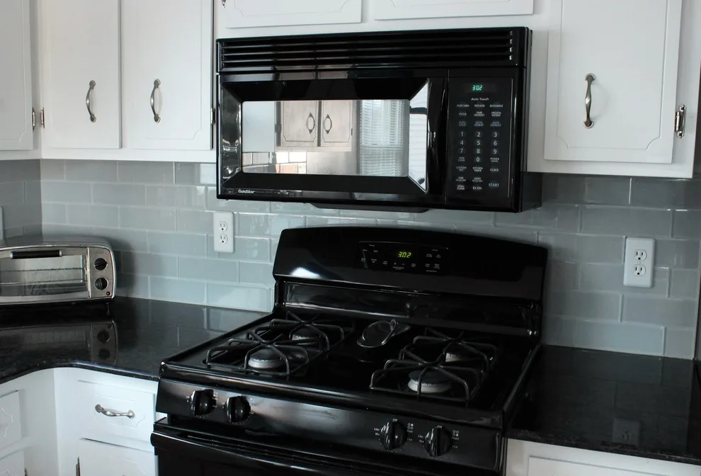 Monochrome Kitchen by Merlino Marble And Granite - Photo 4