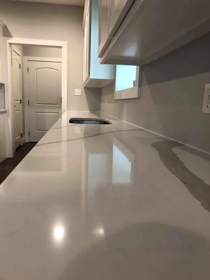 Arabescato Quartz Kitchen in Blanco by S.A.K Granite - Photo 4