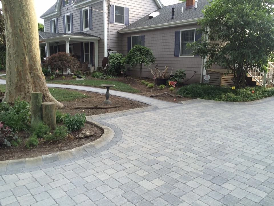 Pavers & Driveways by Landscape Artistry, LLC - Photo 11