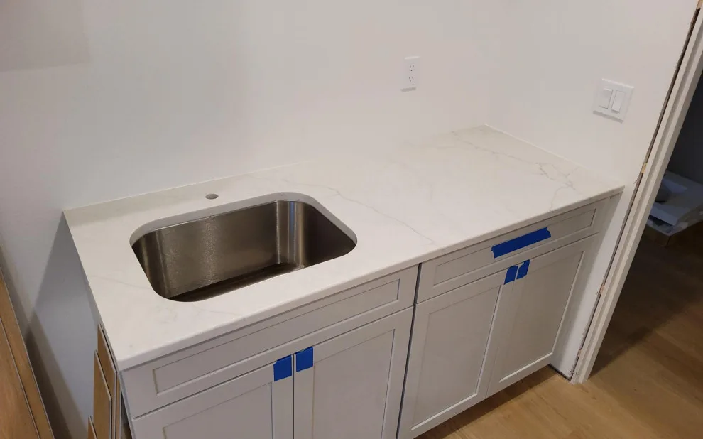 Laundry Space Initiatives by Tops Solid Surface - Photo 6