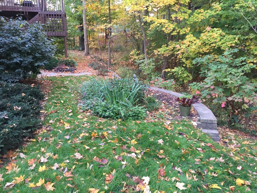 Bellbrook Landscaping Design by Buckeye Lawn & Landscaping | Oheil Irrigation Co. - Photo 34
