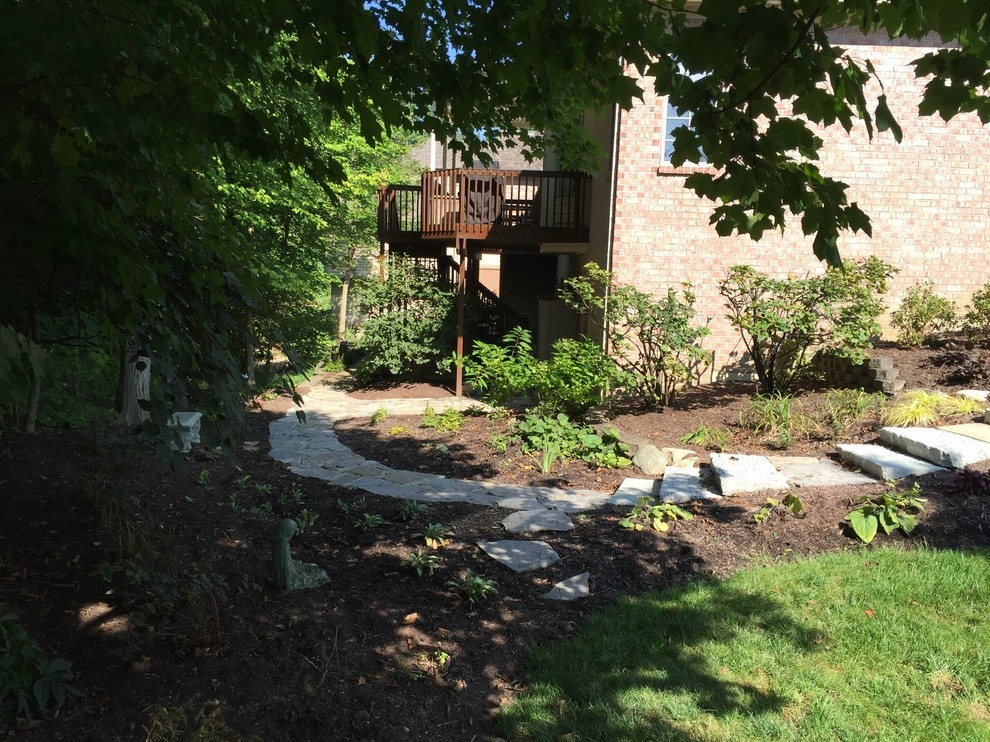 Bellbrook Landscaping Design by Buckeye Lawn & Landscaping | Oheil Irrigation Co. - Photo 7