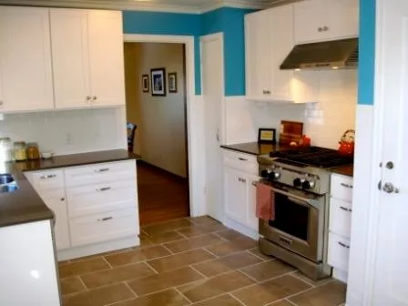Modern Kitchen in Tacoma by Washington Marble Works - Photo 8
