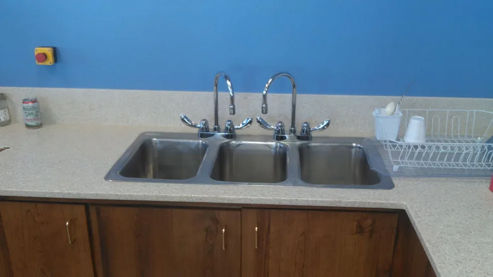 Sahara Corian by Quality Signature Tops Inc - Photo 6