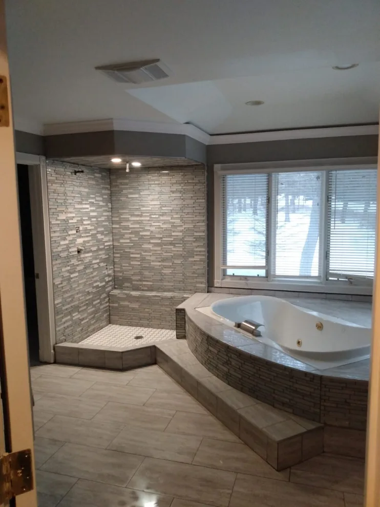 Tailor-Made Bathtub and Shower by Bonetti Tile - Photo 3