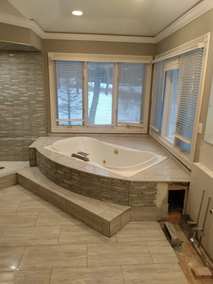 Tailor-Made Bathtub and Shower by Bonetti Tile - Photo 2