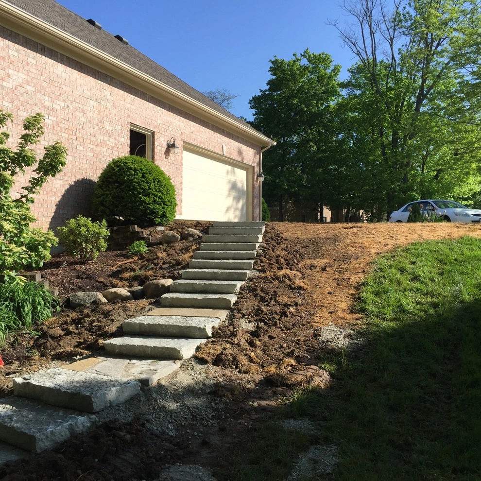 Bellbrook Landscaping Design by Buckeye Lawn & Landscaping | Oheil Irrigation Co. - Photo 2