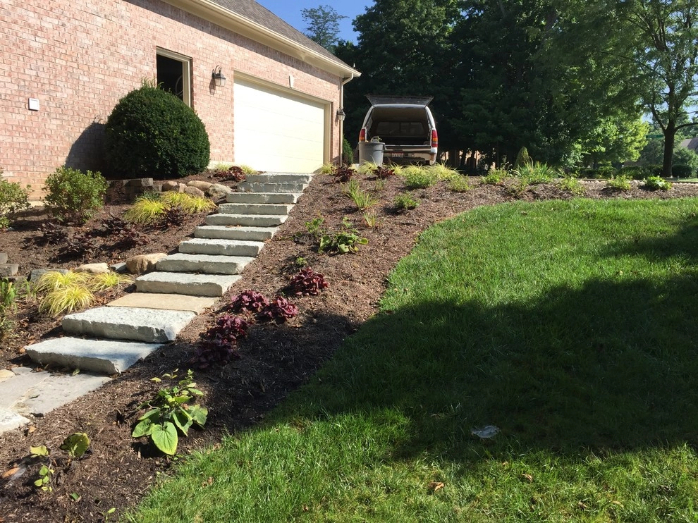 Bellbrook Landscaping Design by Buckeye Lawn & Landscaping | Oheil Irrigation Co. - Photo 5