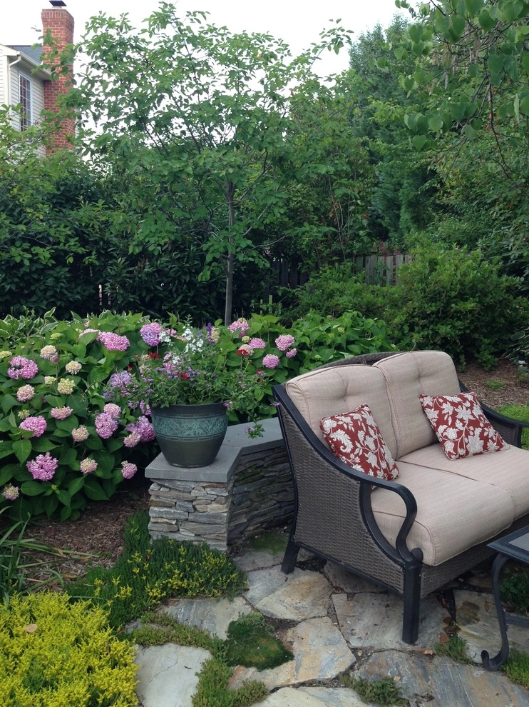 Garden seating by Landscape Design Associates - Photo 4