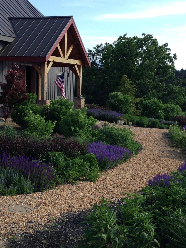Front Royal Farmhouse by Landscape Design Associates - Photo 3
