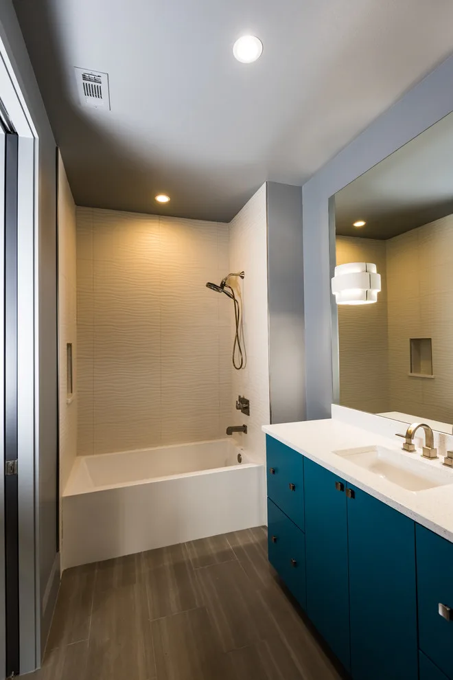 Modern Kitchen and Bathroom in Fort Worth by Bottega Design Gallery - Photo 3