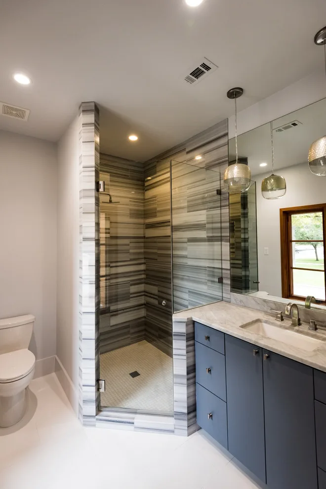 Modern Kitchen and Bathroom in Fort Worth by Bottega Design Gallery - Photo 4