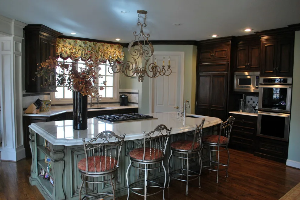 Signature Solid Surface - Photo 14