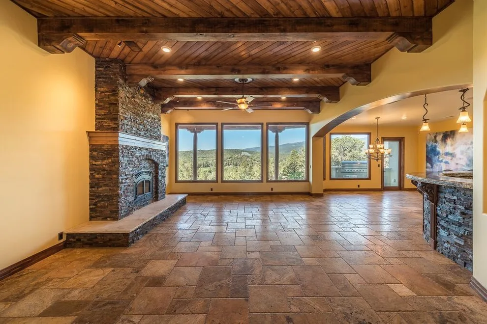 Strahle Tile & Granite - Photo 3