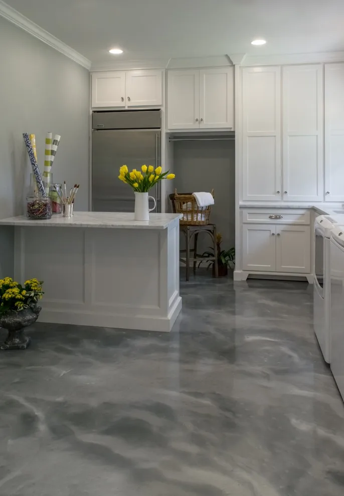 Gardenridge Renovation by BRADSHAW DESIGNS by Delta Granite And Marble, Inc. - Photo 7