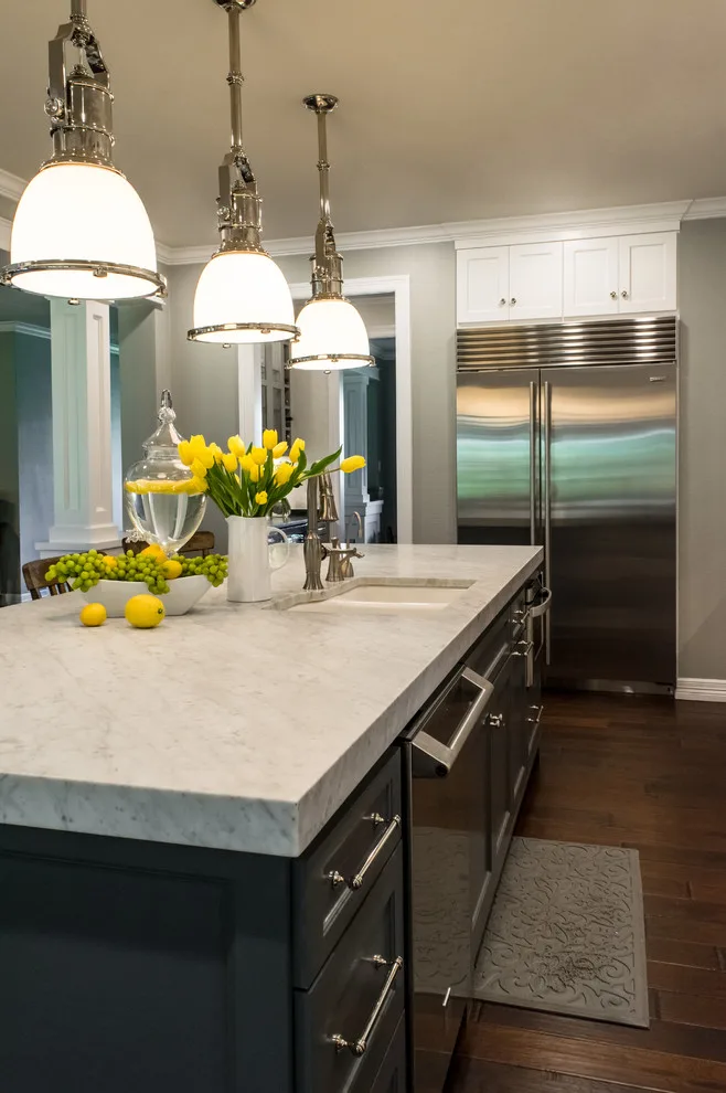 Gardenridge Renovation by BRADSHAW DESIGNS by Delta Granite And Marble, Inc. - Photo 5