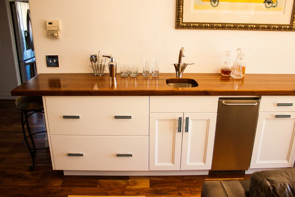 Crystal Cabinet Works - Garner Wet Bar by Surface Art Countertops - Photo 2