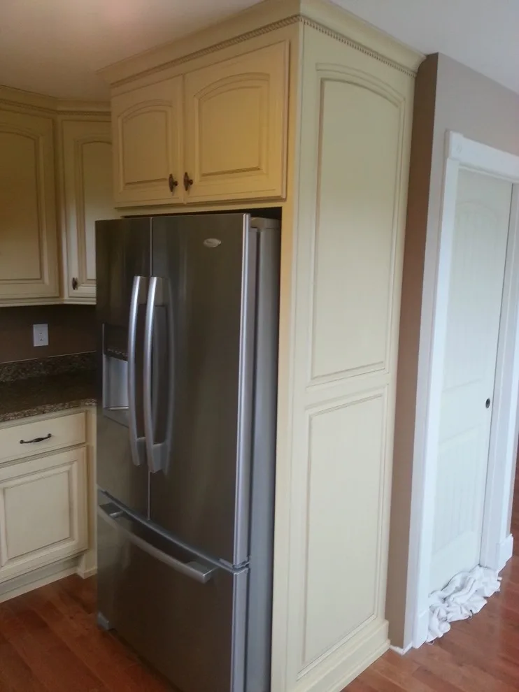 Custom Granite Interior - Photo 6
