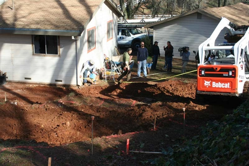 DIY Yard Crashers-Hillside Terrace by Bushnell Gardens & Landscape - Photo 12