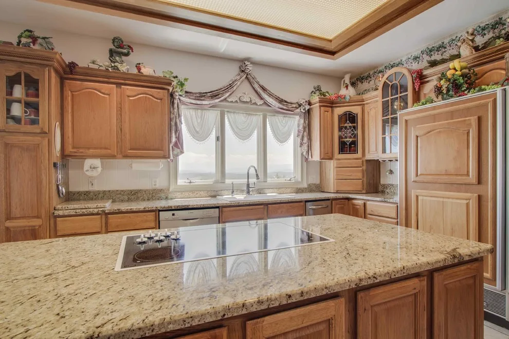 Traditional Kitchen Granite Countertops by Stoneworld Tn - Photo 6