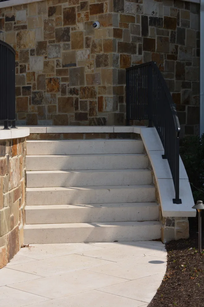 Indiana residence by Hartstone - Photo 2