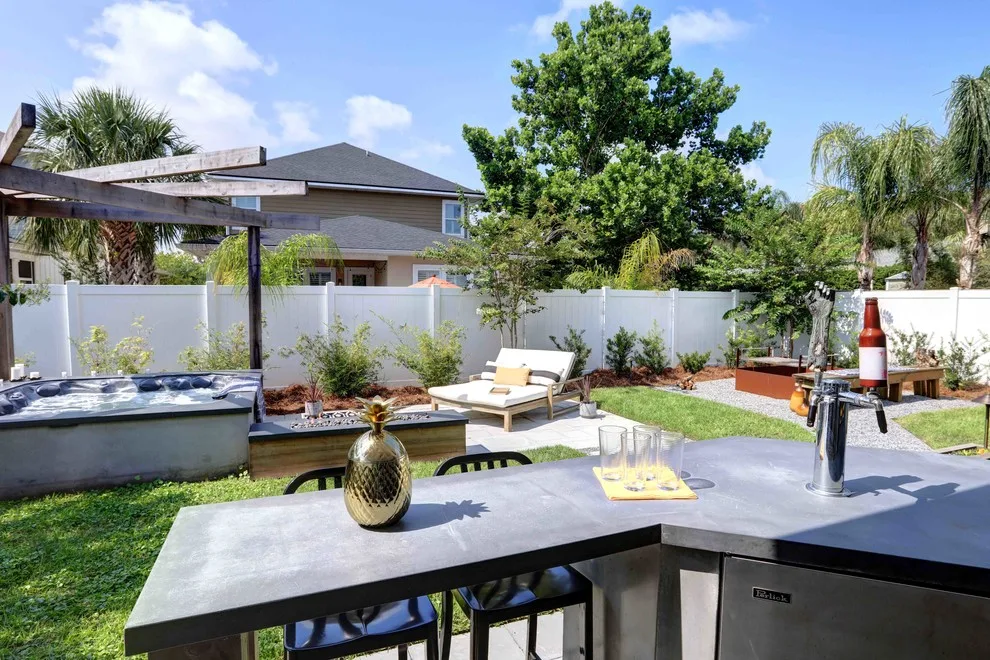 Contemporary Backyard at Jacksonville Beach by Concrete Commander - Photo 14