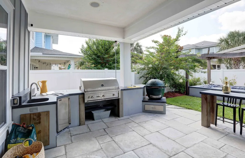 Contemporary Backyard at Jacksonville Beach by Concrete Commander - Photo 4