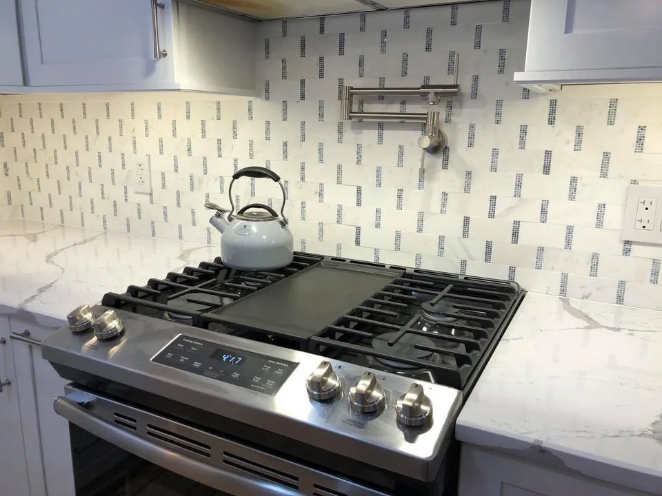 Montrose Jeffrey Court Backsplash by Tile Distributors Of America, Inc. - Photo 4