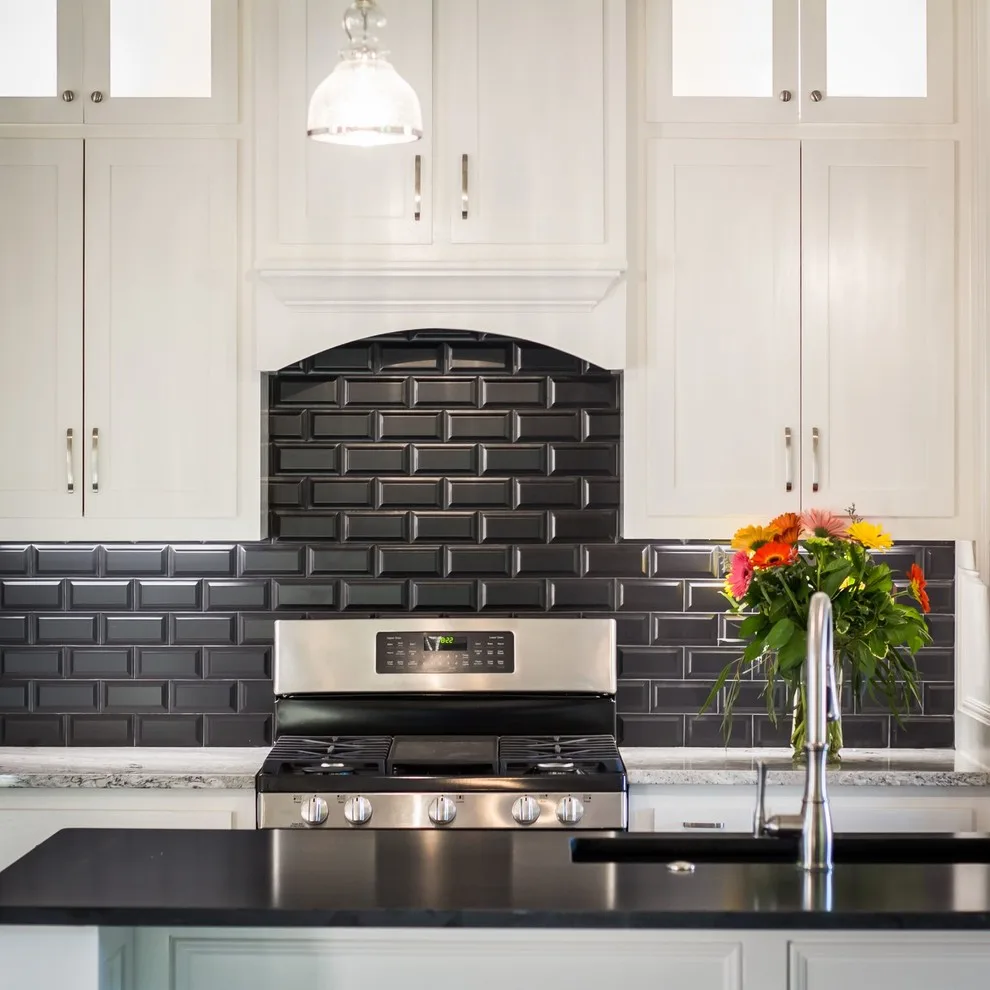 Hilltop View by Hōm Kitchen + Bath - Photo 9