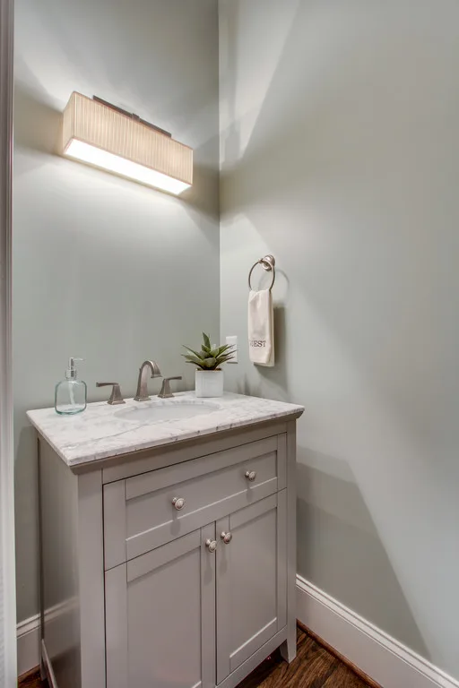 Chapel Parade Residences by Granite & Stone Design Inc. Nashville TN - Photo 7