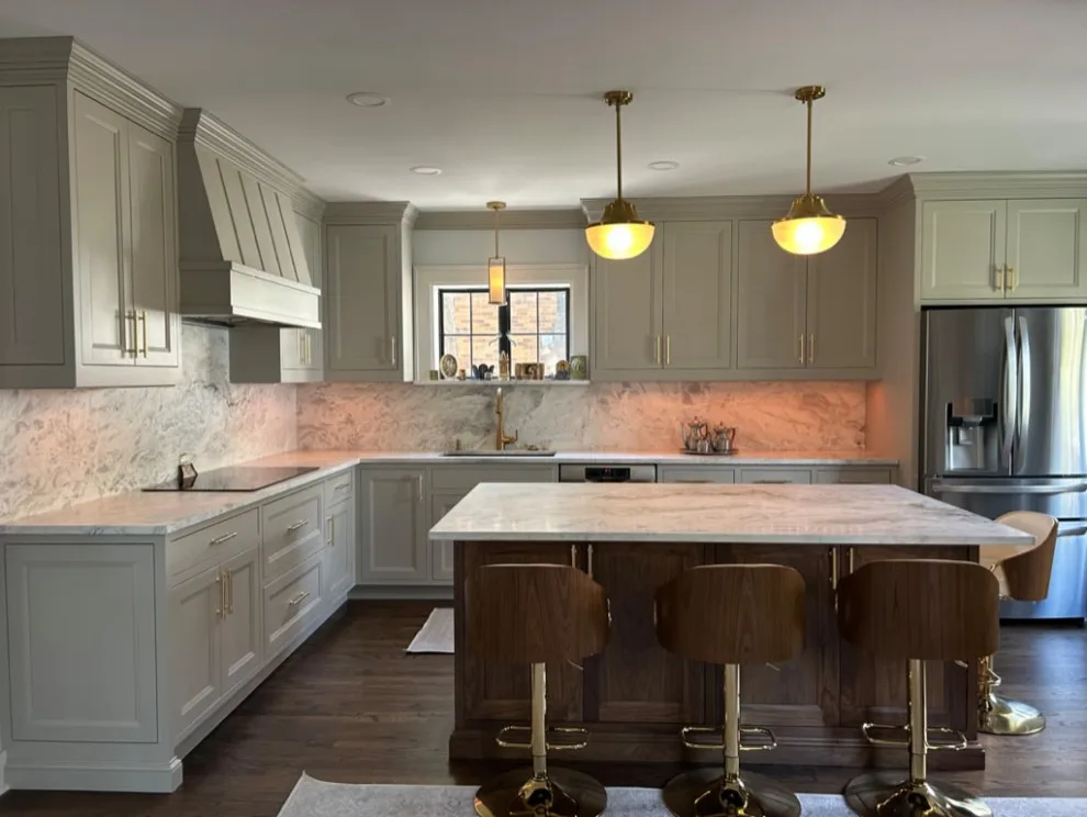 Kitchen renovation - Countertops and complete backsplash by Euroselect Stone LLC - Photo 3