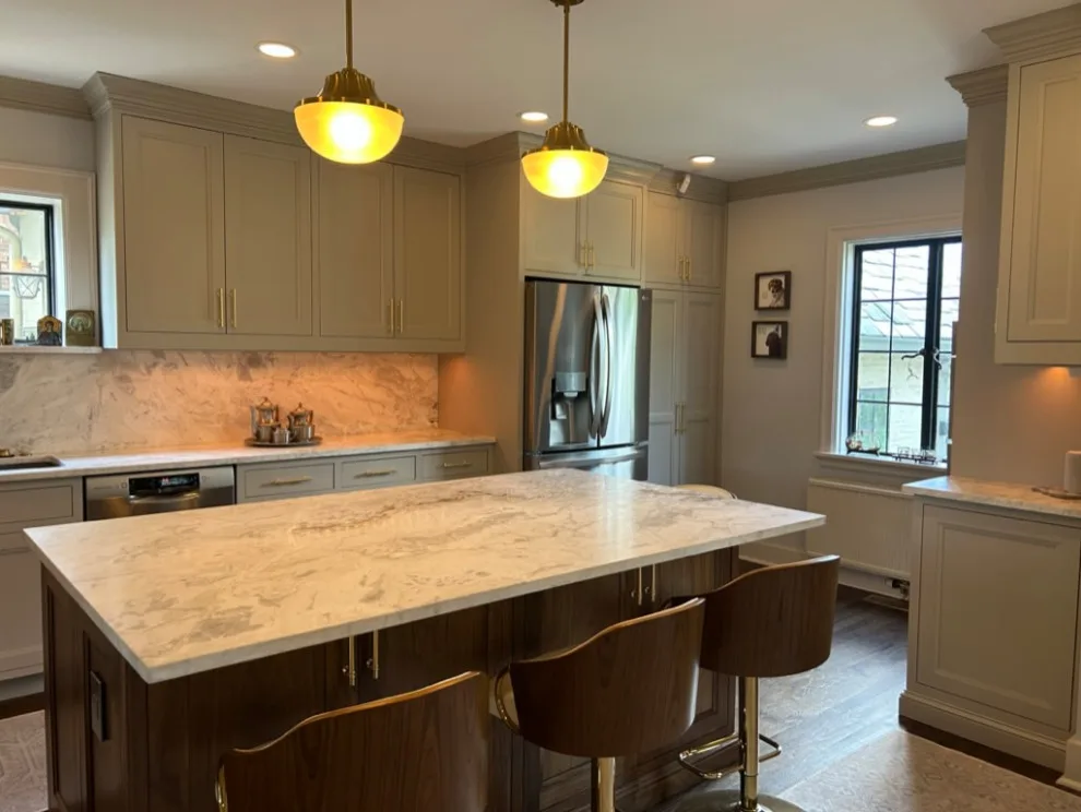 Kitchen renovation - Countertops and complete backsplash by Euroselect Stone LLC - Photo 8