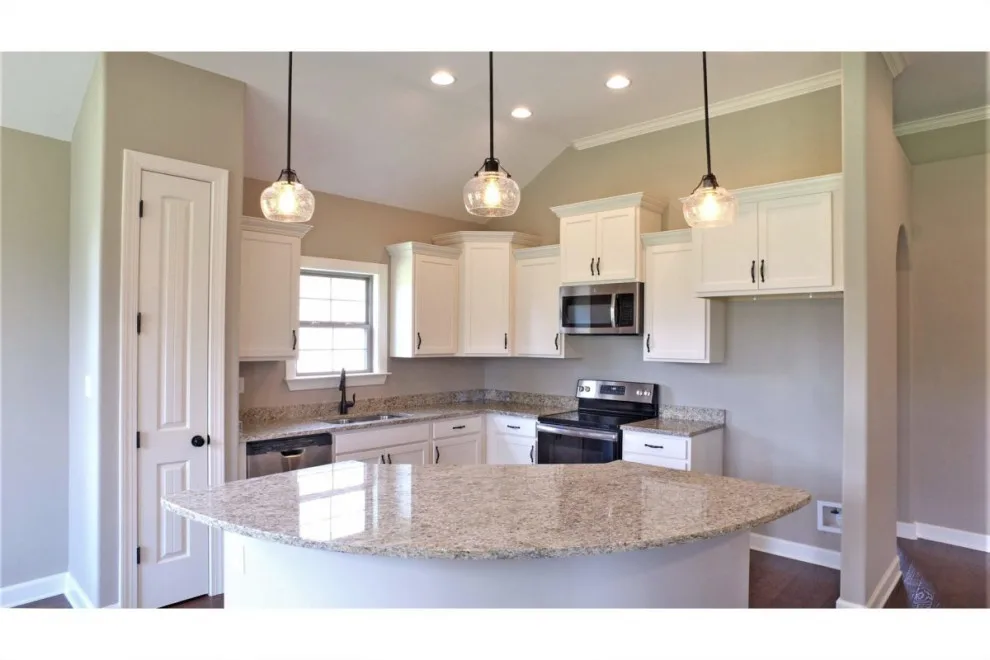 Culinary Spaces and Beverage Areas by Southern Stone & Cabinets - Photo 8