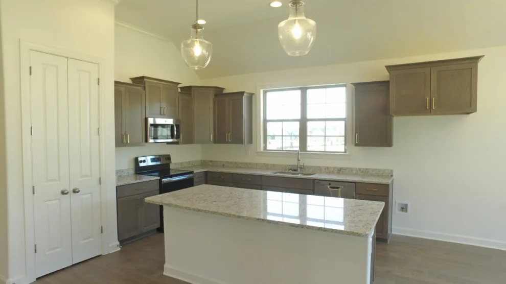 Culinary Spaces and Beverage Areas by Southern Stone & Cabinets - Photo 6